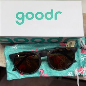 goodr Women's Black/Tortoise Sunglasses - Polarized UV Protection NEW in box